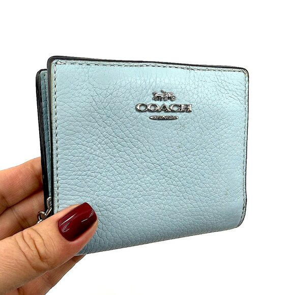 Coach C2862 Pebbled Leather Snap Mini Wallet in Ice Blue - Picture 1 of 4